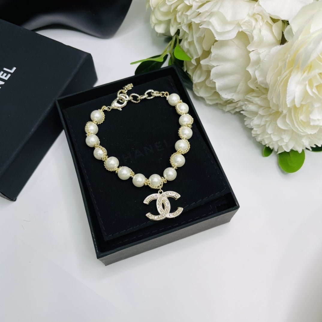 chanel-bracelet-ju2xy