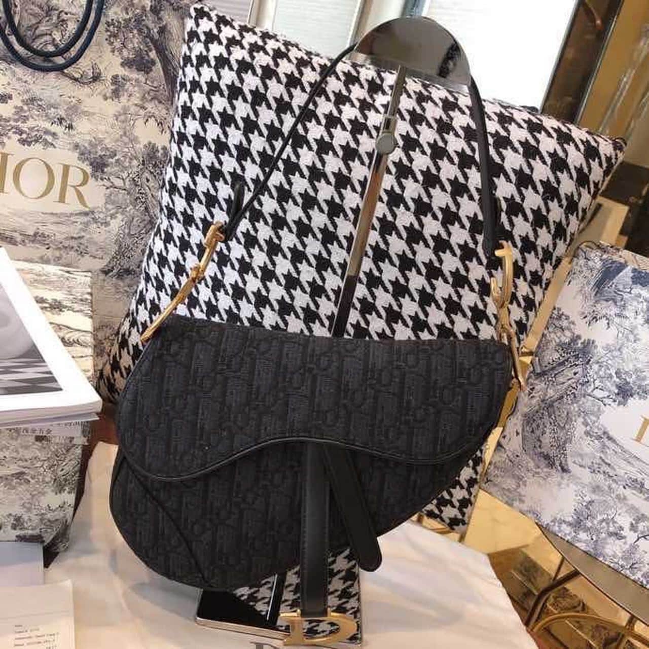 christian-dior-saddle-bag-black-oblique-embroidered-canvas-gold-toned-hardware-for-women-25cm10in-cd-gyb2j