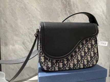 DM5027 – Dior Women’s Fashion Bag