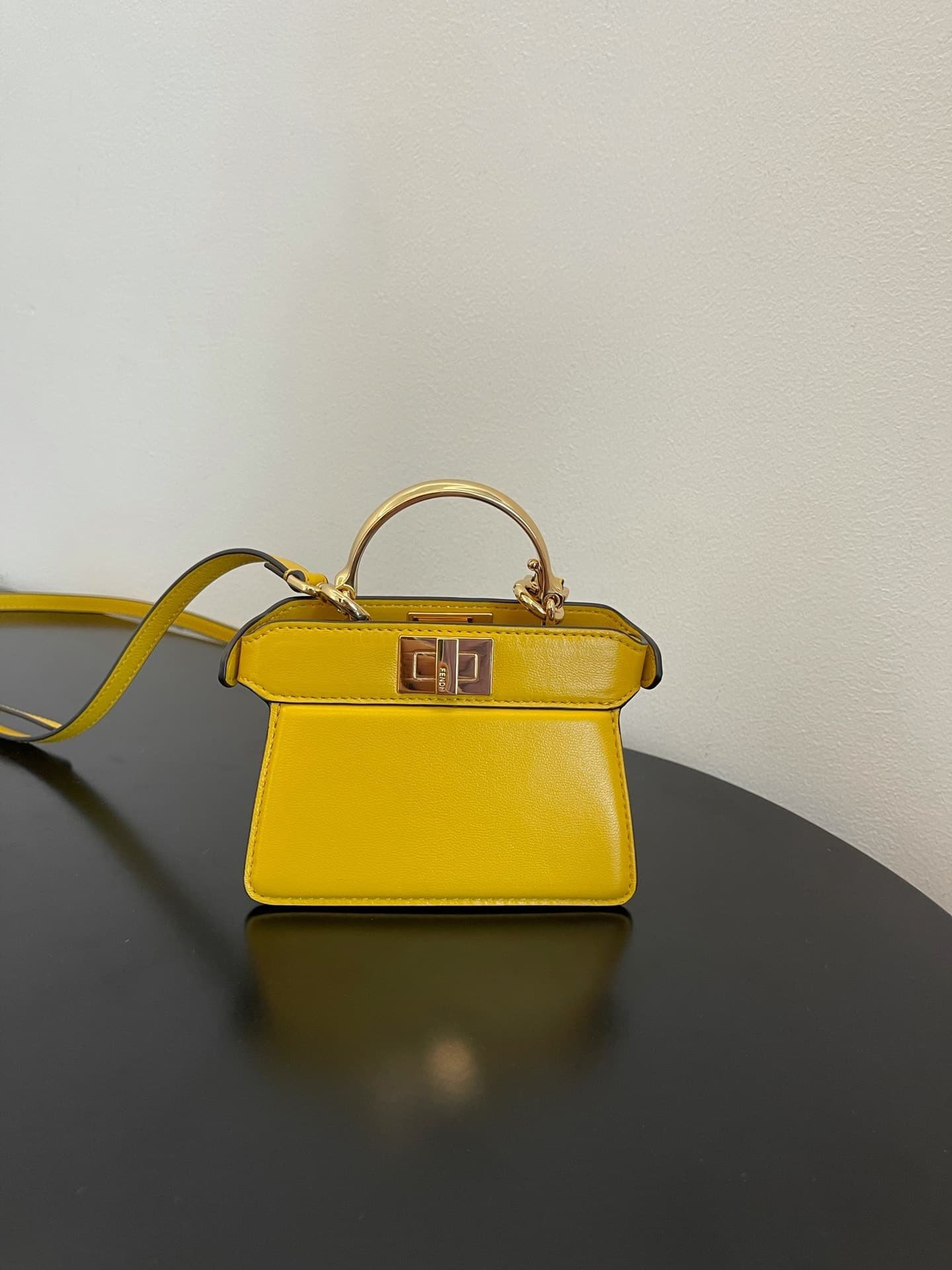 fendi-peekaboo-iseeu-petite-yellow-micro-bag-for-woman-11cm45in-fvqzg