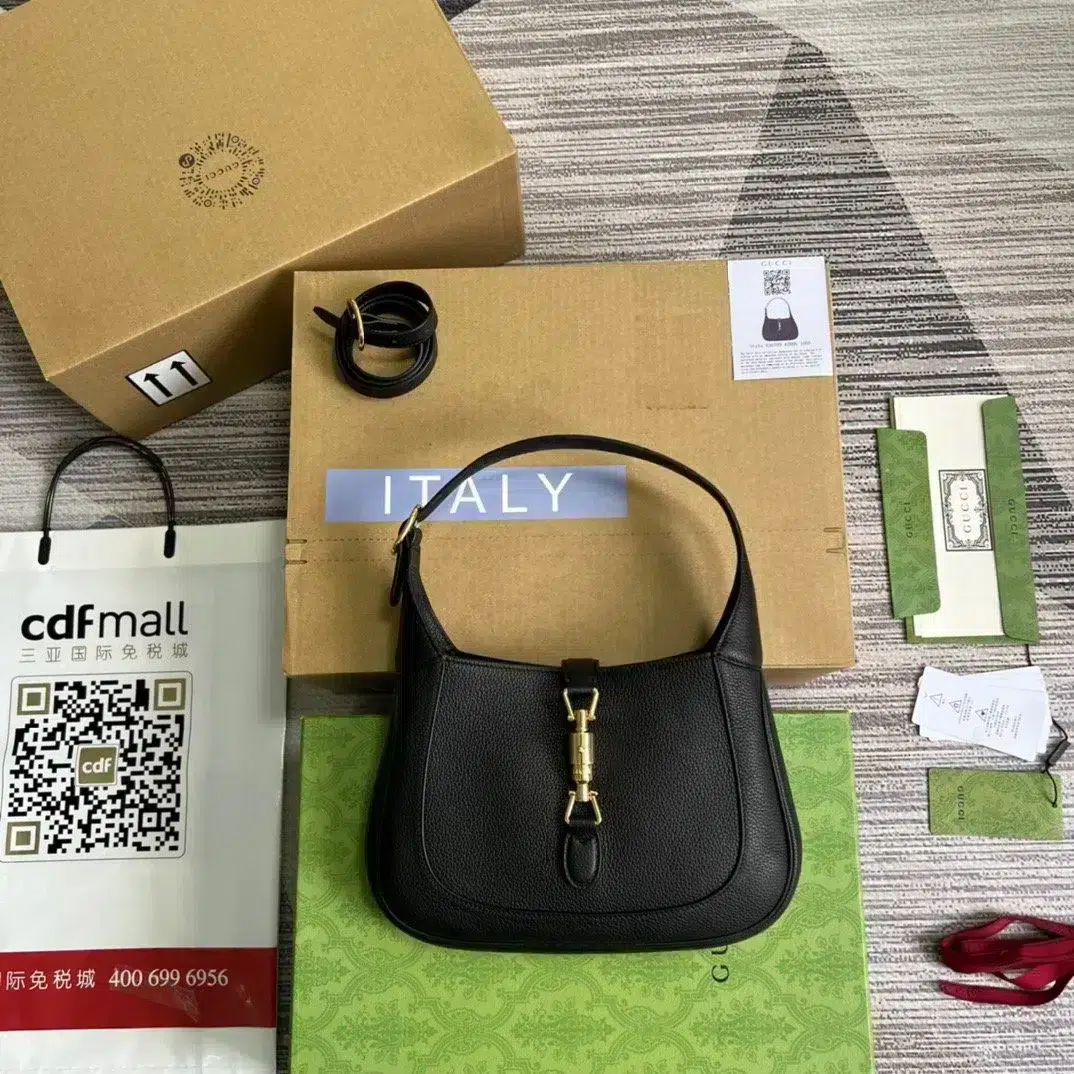 gucci-jackie-1961-small-shoulder-bag-black-for-women-28cm