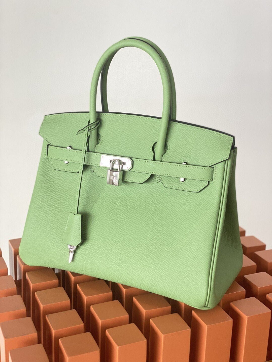 hermes-birkin-nata-swift-green-for-women-silver-toned-hardware-10in25cm-54kw5-e1709010292405