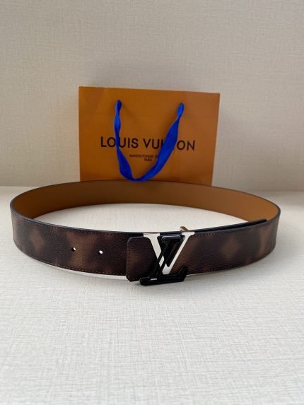 1:1 Replica Louis Vuitton Iconic Reversible LV Belt Brown LV Women Belt