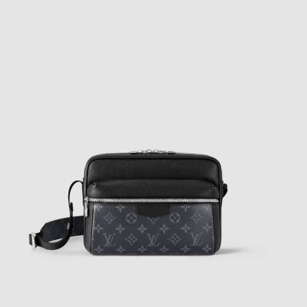 1:1 Replica Louis Vuitton LV Outdoor Messenger Taigarama Unique Bag For Men M30233 – 26cm / 10.2in