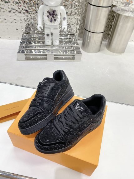 Louis Vuitton Women’s LV Trainers Black For Women LV