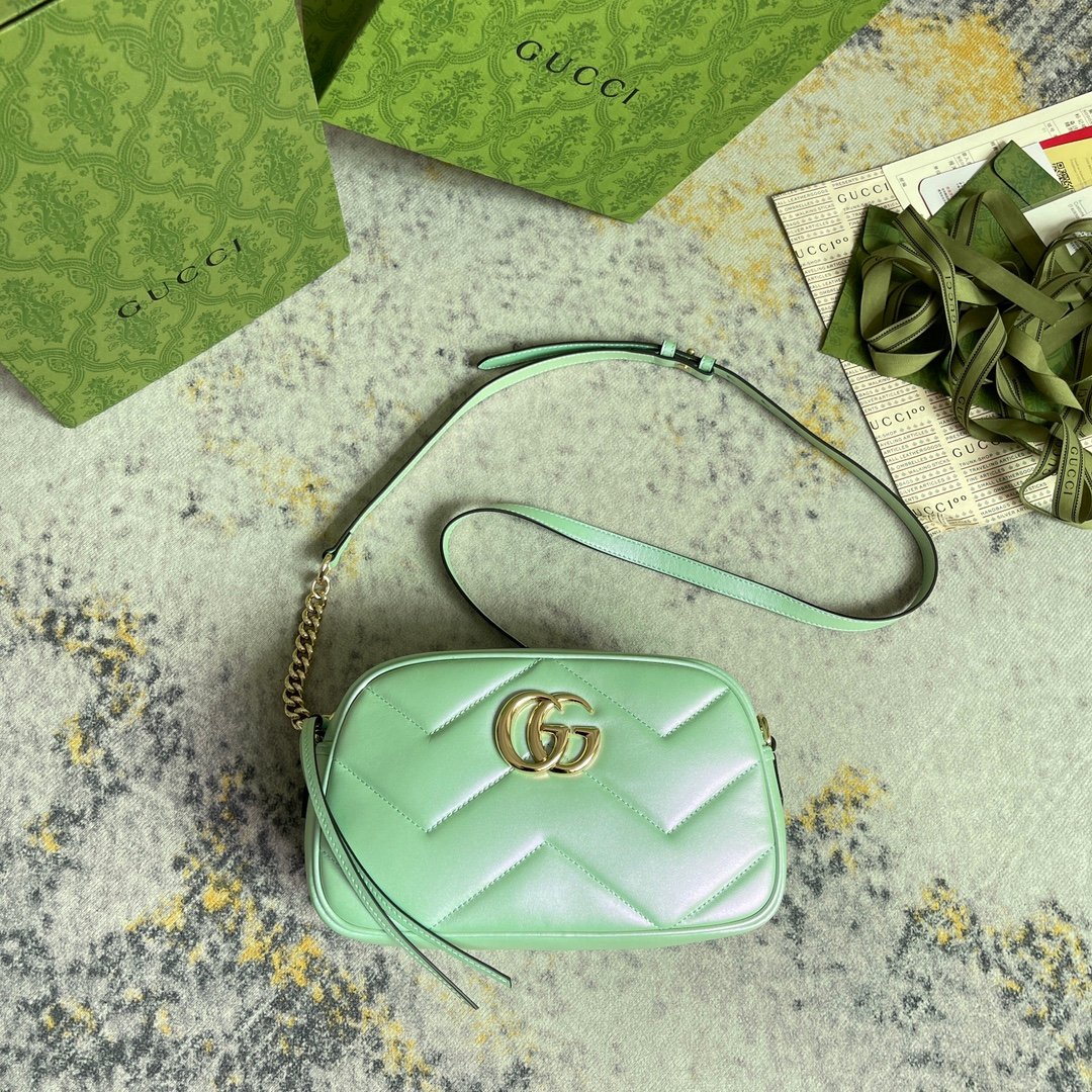 replica-gg-marmount-small-shoulder-bag-p-green-iridescent-quilted-chevron-leather