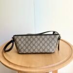 Gucci Gg Emblem Small Shoulder Bag Beige And Dark Brown 22Cm ‎847281 Faeuc 9741 - Image 4