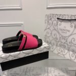 Valentino Rockstud Pink Slide Sandals - Image 7