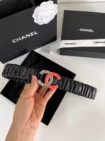 Chanel Women’S Pearl Circle Belt Red 30Mm - Image 7
