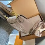 Louis Vuitton Diane Bag Monogram Gray 24cm M46583 - Image 4