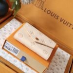 Iconic Set: Louis Vuitton Neverfull Mm And Victorine Wallet - Image 10