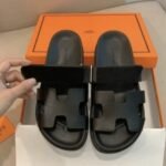 Iconic Set: Hermès Birkin B25 Togo And Chypre Sandal - Image 9