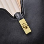 Louis Vuitton Small Hobo Bag Black 24Cm - Image 4