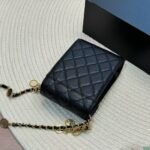 Chanel Trendy CC Phone Holder Lambskin Quilted Crossbody Bags Black 17 cm - Image 5