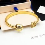Louis Vuitton Cuff Braclet Gold - Image 6