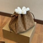 Louis Vuitton Bella Handbag Monogram Brown 23cm M11839 - Image 7