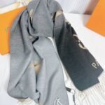 Louis Vuitton Gradient Shawl 190Cm - Image 2