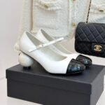 Chanel Mary Janes Patent And Imitation Pearls White Black G46775 B22202 U4186 - Image 2