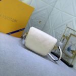 Louis Vuitton Mini Bumbag Cream 17Cm M83275 - Image 3