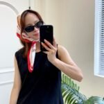 Louis Vuitton Xmas Vivienne In Creme 70Cm M79294 - Image 5