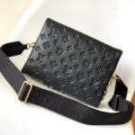 Super Vip 1:1 - Louis Vuitton Coussin PM Black 26Cm M21260 - Image 3