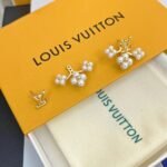 Louis Vuitton Lv Floragram Earrings White Gold - Image 3