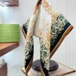 Gucci Interlocking G Floral Print Silk Carré Black And Beige 783157 3G001 1079 - Image 5