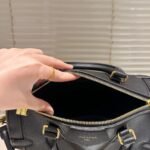 Louis Vuitton Speedy 25 Silhouette Bag Black 27Cm - Image 7