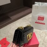 Valentino Garavani Vain Small Shoulder Bag In Crocodile Black 19Cm 6W0B0R17Tvg 0No - Image 3