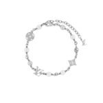 Louis Vuitton Lv Pearls Bracelet Silver M1384A