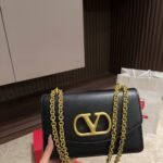 Valentino Garavani Vain Shoulder Bag In Shiny Black 19Cm 6W2B0R16Gcb 0No - Image 3