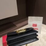 Valentino Garavani Vain Shoulder Bag In Shiny Black 19Cm 6W2B0R16Gcb 0No - Image 5