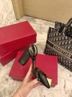 Valentino One Stud Pump In Patent Leather 90Mm Black Xw2S0Dt4Laf0No - Image 2