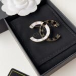 Chanel Cc Brooch Black And White - Image 4