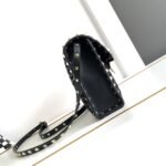 Valentino Garavani Rockstud Small Raffia Shoulder Bag Black 22Cm - Image 3