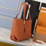 Iconic Set: Louis Vuitton Low Key Cabas Mm And Low Key Compact Wallet - Image 3