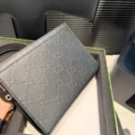 Gift set: Gucci GG Embossed Pouch Black 34Cm - Image 2