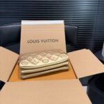 Louis Vuitton Pochette Coussin Monogram Gold 20Cm M80999 - Image 5
