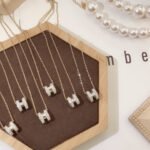 Hermes Mini Pop H Pendant Necklace Gold - Image 2