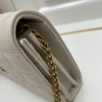 Saint Laurent Cassandre Chain Wallet White 23Cm 743346Aabvp9207 - Image 6