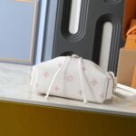 Louis Vuitton Odyssée Cream 26Cm - Image 5