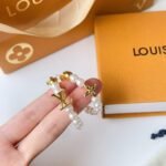 Louis Vuitton My LV Pearl Earrings Gold M01988 - Image 5