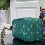 Louis Vuitton Rocker Dopp Kit Green 22Cm - Image 5