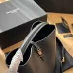 Saint Laurent Le 37 In Shiny Leather Black 25Cm 7428282R20W1000 - Image 5