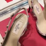 Valentino Garavani Rockstud Patent Leather Strap Pump Black - Image 5