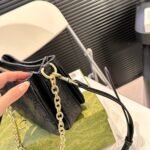 Gucci GG Emblem Small Shoulder Bag Black Leather 23cm 815263 AAEEM 1000 - Image 6