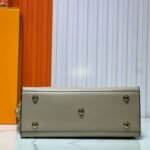 Louis Vuitton On My Side MM Bag Galet 30Cm M53825 - Image 5