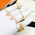 Louis Vuitton Lv Floragram Necklace Gold M03016 - Image 6
