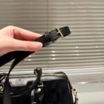 Gucci Small Jumbo GG Canvas Duffle Bag Black 30Cm - Image 6