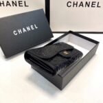 Chanel Camellia Embossed Flap Wallet Black 19Cm - Image 3
